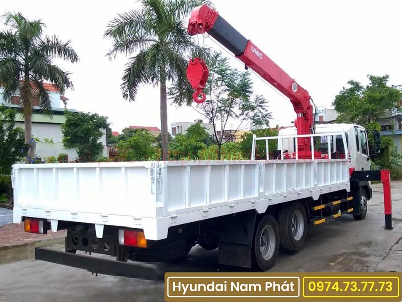 Xe Tải Hyundai HD210 Gắn Cẩu Unic 5 Tấn 4 Khúc URV 554